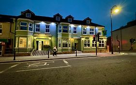 Hotel 119